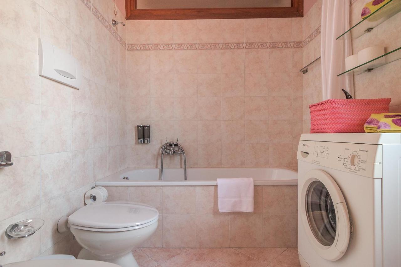 Colombina House Close To The Train Station Appartamento